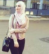 انا عزباء، 43 سنة هنا من أجل البحث عن شريك لتحقيق زواج عادي تعرف عليّ أكثر من خلال بروفايلي، فربّ صدفة خير من ألف ميعاد.