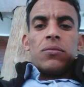 انا من تقرت، u، 37 سنة هنا من أجل البحث عن شريك لتحقيق زواج عادي تعرف عليّ أكثر من خلال بروفايلي، فربّ صدفة خير من ألف ميعاد.