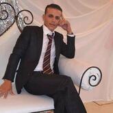 انا مطلق، 35 سنة هنا من أجل البحث عن شريك لتحقيق زواج عادي تعرف عليّ أكثر من خلال بروفايلي، فربّ صدفة خير من ألف ميعاد.