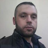 انا متزوج، 41 سنة هنا من أجل البحث عن شريك لتحقيق زواج عادي تعرف عليّ أكثر من خلال بروفايلي، فربّ صدفة خير من ألف ميعاد.