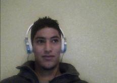 انا من aflou، أعزب، 31 سنة هنا من أجل البحث عن شريك لتحقيق زواج عادي تعرف عليّ أكثر من خلال بروفايلي، فربّ صدفة خير من ألف ميعاد.