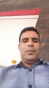 انا من Khemissat ، مطلق، 45 سنة هنا من أجل البحث عن شريك لتحقيق زواج عادي تعرف عليّ أكثر من خلال بروفايلي، فربّ صدفة خير من ألف ميعاد.