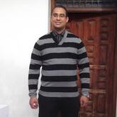 انا من حي الهادي نويرة، أعزب، 41 سنة هنا من أجل البحث عن شريك لتحقيق زواج عادي تعرف عليّ أكثر من خلال بروفايلي، فربّ صدفة خير من ألف ميعاد.