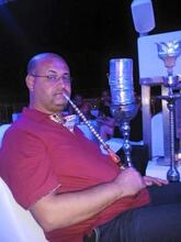 انا من جمّال، متزوج، 46 سنة هنا من أجل البحث عن شريك لتحقيق علاقة تعارف تعرف عليّ أكثر من خلال بروفايلي، فربّ صدفة خير من ألف ميعاد.