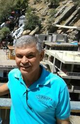 انا من البياع، متزوج، 55 سنة هنا من أجل البحث عن شريك لتحقيق علاقة تعارف تعرف عليّ أكثر من خلال بروفايلي، فربّ صدفة خير من ألف ميعاد.