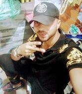 انا أعزب، 30 سنة هنا من أجل البحث عن شريك لتحقيق زواج عادي تعرف عليّ أكثر من خلال بروفايلي، فربّ صدفة خير من ألف ميعاد.