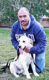 انا من العريش، متزوج، 53 سنة هنا من أجل البحث عن شريك لتحقيق زواج عادي تعرف عليّ أكثر من خلال بروفايلي، فربّ صدفة خير من ألف ميعاد.
