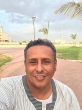 انا من جده، أعزب، 56 سنة هنا من أجل البحث عن شريك لتحقيق زواج عادي تعرف عليّ أكثر من خلال بروفايلي، فربّ صدفة خير من ألف ميعاد.