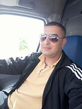 انا من تيارت ، أعزب، 35 سنة هنا من أجل البحث عن شريك لتحقيق زواج عادي تعرف عليّ أكثر من خلال بروفايلي، فربّ صدفة خير من ألف ميعاد.