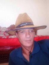 انا من تبسة، أعزب، 38 سنة هنا من أجل البحث عن شريك لتحقيق زواج عادي تعرف عليّ أكثر من خلال بروفايلي، فربّ صدفة خير من ألف ميعاد.