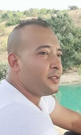 انا من الوادي، أعزب، 37 سنة هنا من أجل البحث عن شريك لتحقيق زواج عادي تعرف عليّ أكثر من خلال بروفايلي، فربّ صدفة خير من ألف ميعاد.