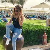 انا من الجيزة، عزباء، 34 سنة هنا من أجل البحث عن شريك لتحقيق زواج عادي تعرف عليّ أكثر من خلال بروفايلي، فربّ صدفة خير من ألف ميعاد.