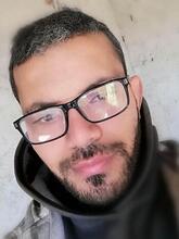 انا من djerba، أعزب، 38 سنة هنا من أجل البحث عن شريك لتحقيق زواج عادي تعرف عليّ أكثر من خلال بروفايلي، فربّ صدفة خير من ألف ميعاد.