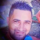 انا من باريس، أعزب، 40 سنة هنا من أجل البحث عن شريك لتحقيق زواج عادي تعرف عليّ أكثر من خلال بروفايلي، فربّ صدفة خير من ألف ميعاد.