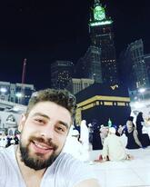 انا من ميامى، أعزب، 45 سنة هنا من أجل البحث عن شريك لتحقيق زواج عادي تعرف عليّ أكثر من خلال بروفايلي، فربّ صدفة خير من ألف ميعاد.