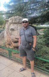 انا من Tetuan، أعزب، 37 سنة هنا من أجل البحث عن شريك لتحقيق زواج عادي تعرف عليّ أكثر من خلال بروفايلي، فربّ صدفة خير من ألف ميعاد.