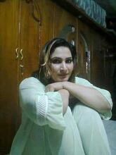 انا من بشار، عزباء، 36 سنة هنا من أجل البحث عن شريك لتحقيق زواج عادي تعرف عليّ أكثر من خلال بروفايلي، فربّ صدفة خير من ألف ميعاد.