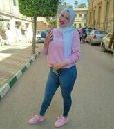 انا من مكة، عزباء، 28 سنة هنا من أجل البحث عن شريك لتحقيق زواج عادي تعرف عليّ أكثر من خلال بروفايلي، فربّ صدفة خير من ألف ميعاد.