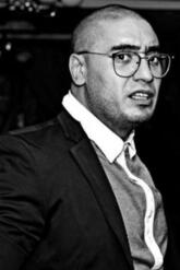 انا من hanslow، أعزب، 44 سنة هنا من أجل البحث عن شريك لتحقيق زواج عادي تعرف عليّ أكثر من خلال بروفايلي، فربّ صدفة خير من ألف ميعاد.