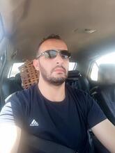 انا من الاغواط، أعزب، 46 سنة هنا من أجل البحث عن شريك لتحقيق زواج عادي تعرف عليّ أكثر من خلال بروفايلي، فربّ صدفة خير من ألف ميعاد.
