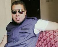 انا من الجهراء، مطلق، 43 سنة هنا من أجل البحث عن شريك لتحقيق زواج عادي تعرف عليّ أكثر من خلال بروفايلي، فربّ صدفة خير من ألف ميعاد.