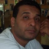 انا من العجمى، مطلق، 44 سنة هنا من أجل البحث عن شريك لتحقيق زواج عادي تعرف عليّ أكثر من خلال بروفايلي، فربّ صدفة خير من ألف ميعاد.
