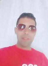 انا من Sefrou، u، 40 سنة هنا من أجل البحث عن شريك لتحقيق علاقة تعارف تعرف عليّ أكثر من خلال بروفايلي، فربّ صدفة خير من ألف ميعاد.