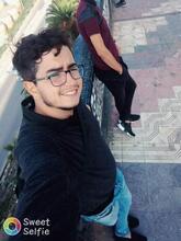 انا من مستغانم، أعزب، 30 سنة هنا من أجل البحث عن شريك لتحقيق زواج عادي تعرف عليّ أكثر من خلال بروفايلي، فربّ صدفة خير من ألف ميعاد.