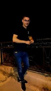 انا من tlemcen، أعزب، 27 سنة هنا من أجل البحث عن شريك لتحقيق علاقة تعارف تعرف عليّ أكثر من خلال بروفايلي، فربّ صدفة خير من ألف ميعاد.