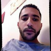 انا أعزب، 38 سنة هنا من أجل البحث عن شريك لتحقيق زواج عادي تعرف عليّ أكثر من خلال بروفايلي، فربّ صدفة خير من ألف ميعاد.
