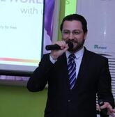 انا من مونتريال، متزوج، 42 سنة هنا من أجل البحث عن شريك لتحقيق علاقة تعارف تعرف عليّ أكثر من خلال بروفايلي، فربّ صدفة خير من ألف ميعاد.
