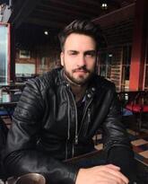انا من أدرار، أعزب، 27 سنة هنا من أجل البحث عن شريك لتحقيق علاقة تعارف تعرف عليّ أكثر من خلال بروفايلي، فربّ صدفة خير من ألف ميعاد.