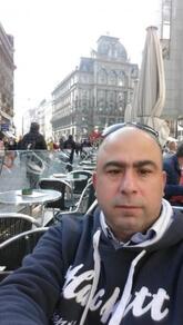 انا من جبل لبنان، متزوج، 57 سنة هنا من أجل البحث عن شريك لتحقيق علاقة تعارف تعرف عليّ أكثر من خلال بروفايلي، فربّ صدفة خير من ألف ميعاد.