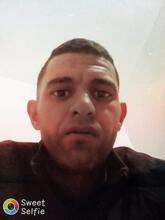 انا من الصخيرة، أعزب، 33 سنة هنا من أجل البحث عن شريك لتحقيق زواج عادي تعرف عليّ أكثر من خلال بروفايلي، فربّ صدفة خير من ألف ميعاد.
