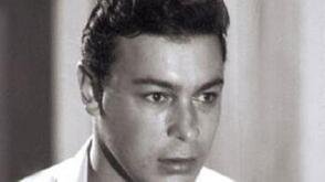 انا رجل 60 عاما كنت اعمل مديرا باحدى الشركات واريد ان اتعرف على مدام جميلة للصداقة والدردشة فى كل شىء وان تكون مثقفة وانا كل اولادى تزوجوا ولكن اريد ان...