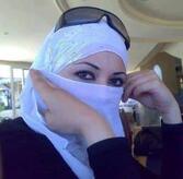 انا من بارق، عزباء، 37 سنة هنا من أجل البحث عن شريك لتحقيق زواج عادي تعرف عليّ أكثر من خلال بروفايلي، فربّ صدفة خير من ألف ميعاد.