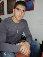 انا من بنزرت، أعزب، 25 سنة هنا من أجل البحث عن شريك لتحقيق علاقة تعارف تعرف عليّ أكثر من خلال بروفايلي، فربّ صدفة خير من ألف ميعاد.