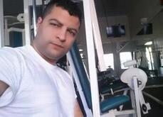 انا أعزب، 32 سنة هنا من أجل البحث عن شريك لتحقيق علاقة تعارف تعرف عليّ أكثر من خلال بروفايلي، فربّ صدفة خير من ألف ميعاد.