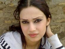 انا عزباء، 31 سنة هنا من أجل البحث عن شريك لتحقيق زواج عادي تعرف عليّ أكثر من خلال بروفايلي، فربّ صدفة خير من ألف ميعاد.
