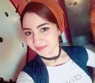 انا عزباء، 34 سنة هنا من أجل البحث عن شريك لتحقيق زواج عادي تعرف عليّ أكثر من خلال بروفايلي، فربّ صدفة خير من ألف ميعاد.