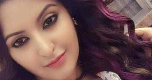 انا من برينس ألبرت (ساسكاتشوان)، عزباء، 31 سنة هنا من أجل البحث عن شريك لتحقيق زواج عادي تعرف عليّ أكثر من خلال بروفايلي، فربّ صدفة خير من ألف ميعاد.