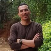 انا من العاصمة، مطلق، 42 سنة هنا من أجل البحث عن شريك لتحقيق زواج عادي تعرف عليّ أكثر من خلال بروفايلي، فربّ صدفة خير من ألف ميعاد.