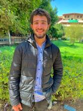 انا اسمي محمد صبحي من مصر عندي 25 سنه مهندس مدني ولدي معرفه مسبقه بمجال ال IT 
انا مؤاسس لشركه برمجه وتصنيع لوحات الكترونيه وروبوتات احب الرياضه وكنت العب كره...