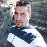 انا من تيارت، مطلق، 44 سنة هنا من أجل البحث عن شريك لتحقيق علاقة تعارف تعرف عليّ أكثر من خلال بروفايلي، فربّ صدفة خير من ألف ميعاد.