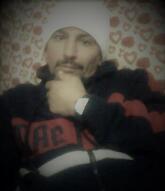 انا من oran، أعزب، 52 سنة هنا من أجل البحث عن شريك لتحقيق زواج عادي تعرف عليّ أكثر من خلال بروفايلي، فربّ صدفة خير من ألف ميعاد.