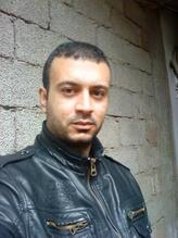 انا من معسكر، أعزب، 41 سنة هنا من أجل البحث عن شريك لتحقيق زواج عادي تعرف عليّ أكثر من خلال بروفايلي، فربّ صدفة خير من ألف ميعاد.