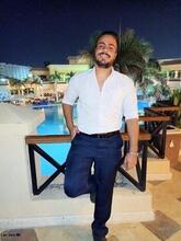 انا من الدقي، أعزب، 26 سنة هنا من أجل البحث عن شريك لتحقيق علاقة تعارف تعرف عليّ أكثر من خلال بروفايلي، فربّ صدفة خير من ألف ميعاد.