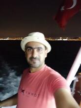 انا أعزب، 43 سنة هنا من أجل البحث عن شريك لتحقيق زواج عادي تعرف عليّ أكثر من خلال بروفايلي، فربّ صدفة خير من ألف ميعاد.