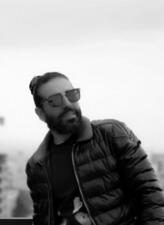 انا أعزب، 38 سنة هنا من أجل البحث عن شريك لتحقيق زواج متعدد تعرف عليّ أكثر من خلال بروفايلي، فربّ صدفة خير من ألف ميعاد.