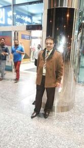 انا أرمل، 62 سنة هنا من أجل البحث عن شريك لتحقيق زواج عادي تعرف عليّ أكثر من خلال بروفايلي، فربّ صدفة خير من ألف ميعاد.